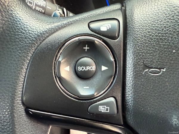 Honda Vezel 2015 384665683