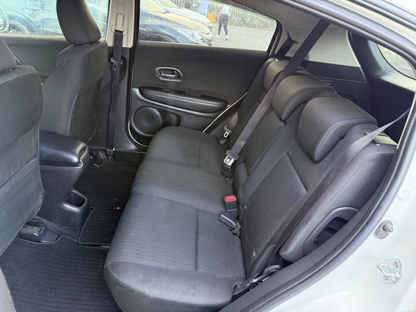 Honda Vezel 2015 384665685