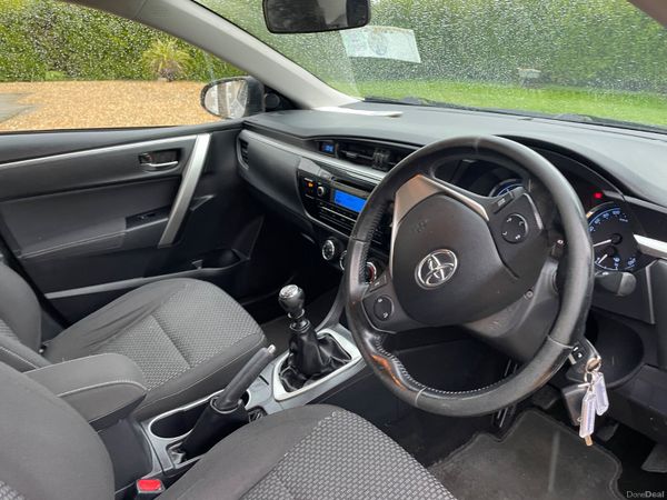 Toyota Corolla 2015 1.4 Diesel D4D 384689679