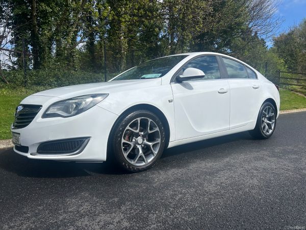 Opel Insignia 2015(NCT 06/27. TAX 09/26) 384690287