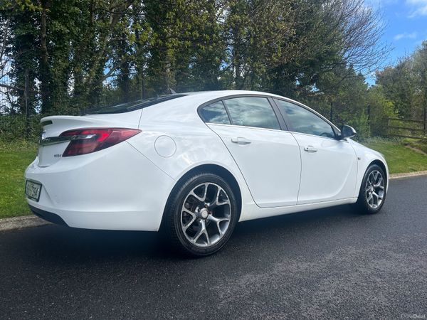 Opel Insignia 2015(NCT 06/27. TAX 09/26) 384690235