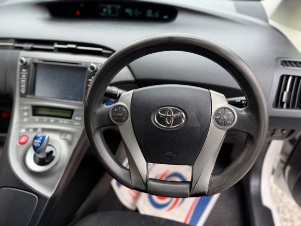 Toyota Prius 2012 384694065