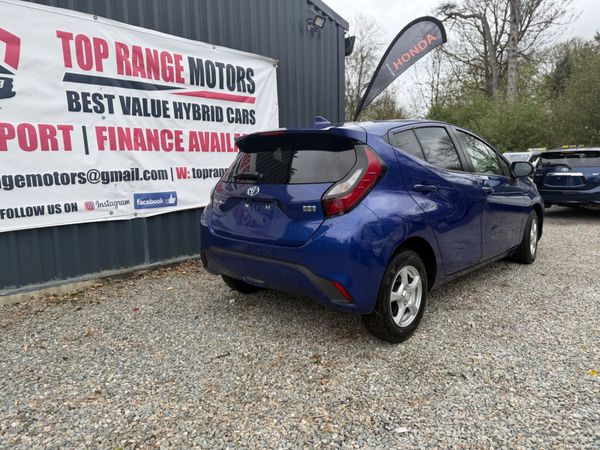 Toyota Aqua 2022 384694175