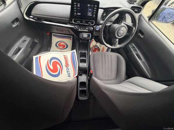 Toyota Aqua 2022 384694179