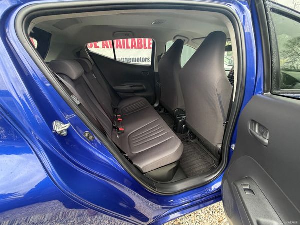 Toyota Aqua 2022 384694181