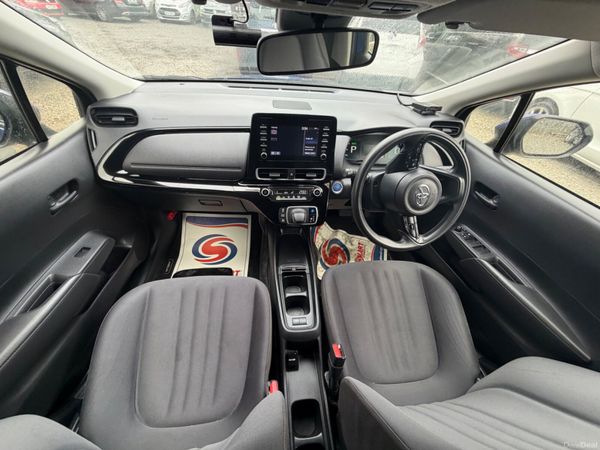 Toyota Aqua 2022 384694185