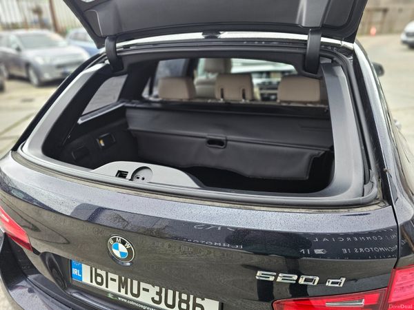 BMW 520D ESTATE M-SPORT // 10/27 NCT 384698819