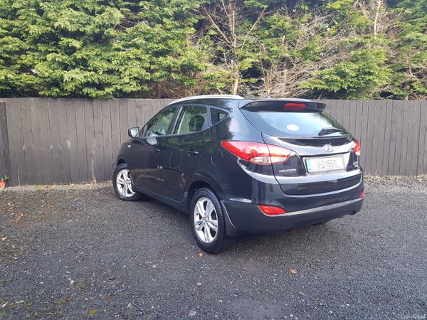 HYUNDAI IX35.. LOW KM...NCT PASS TODAY 384603893