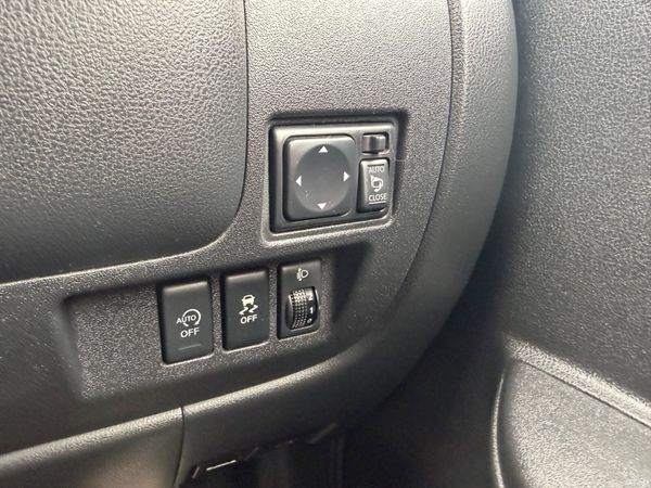 Nissan March 2016 384606721