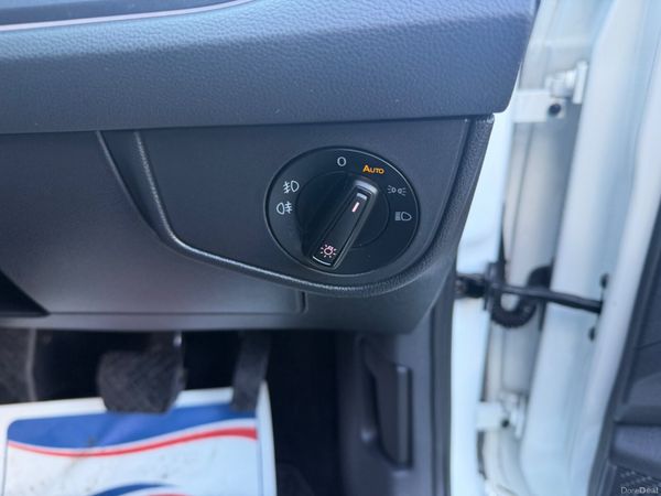 VW POLO 2020 384606927