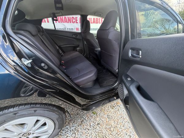 Toyota Prius 2018 384607349