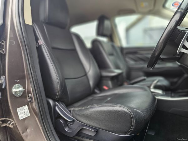 MITSUBISHI OUTLANDER PHEV // NCT AND TAX 384608217