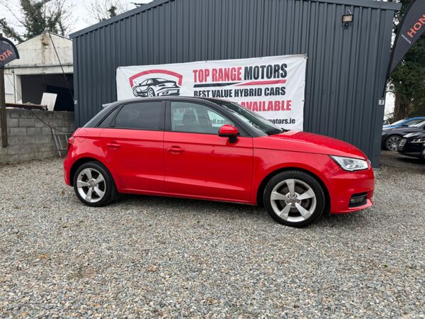 Audi A1 384609475