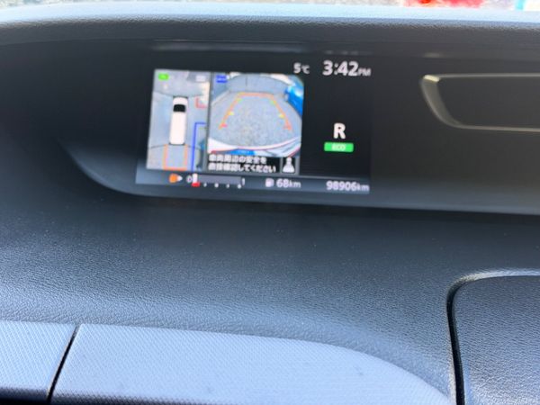 Nissan Serena 2017 384609409