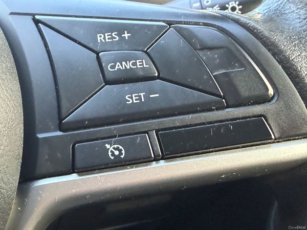 Nissan Serena 2017 384609411