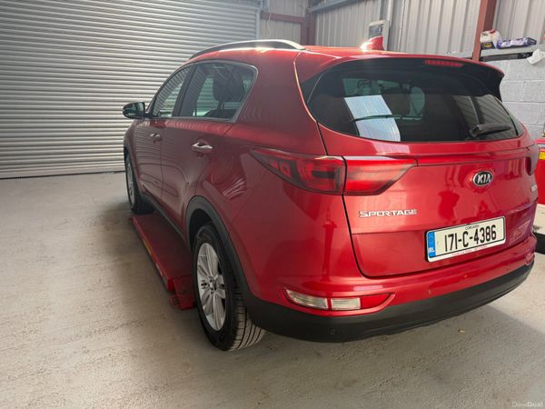 2017 KIA SPORTAGE       PLATINUM  MODEL ! 384612059