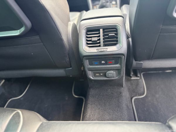 Volkswagen Tiguan R-LINE 2.0 Pan Roof | Timing Bel 384615491