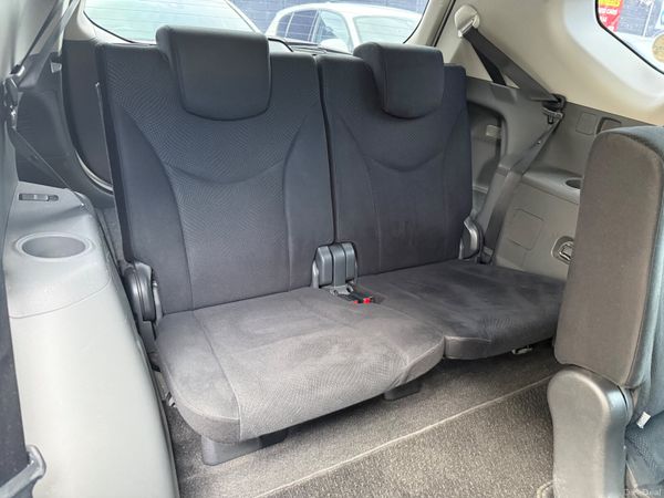 2013 Toyota Prius Alpha 7 Seater 1.8 Hybrid 384616841