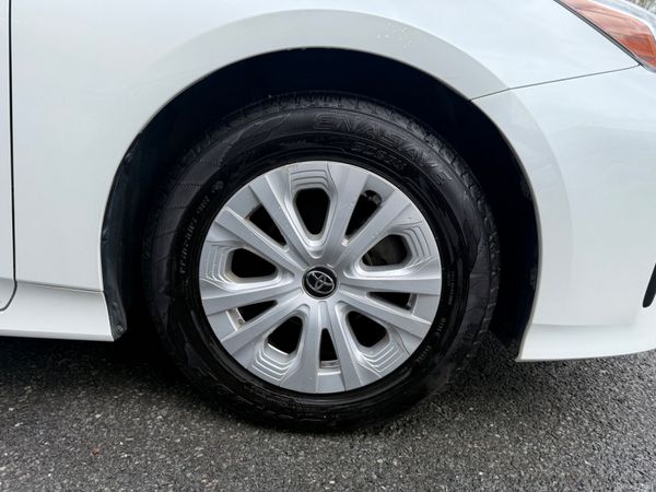 2021 Toyota Prius 1.8 Hybrid Automatic 384616901