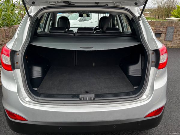 Hyundai ix35 1.7 CRDi NCT 06/27 only 101000 miles 384630001