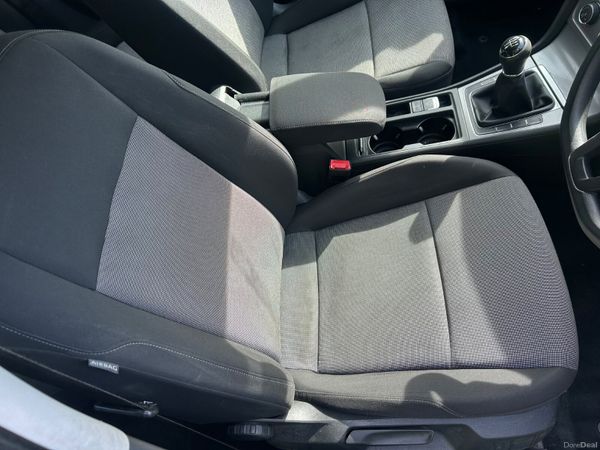 Volkswagen Golf 2013 NCT 04/27 384768493