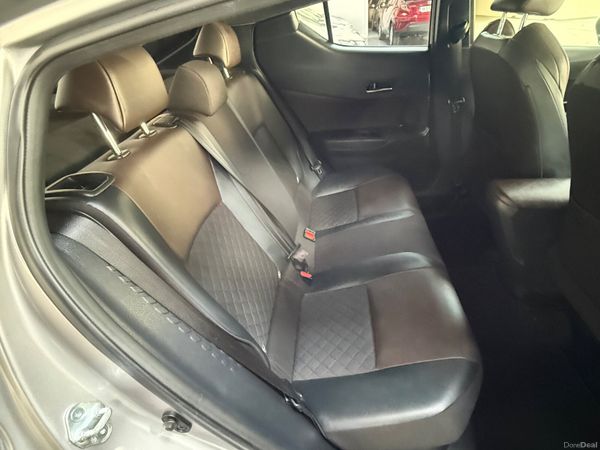 2017 Toyota C-HR 1.8 Hybrid Auto, Top Specs 384770169