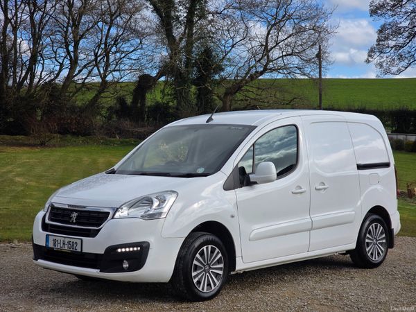 Peugeot Partner 2018 384771881