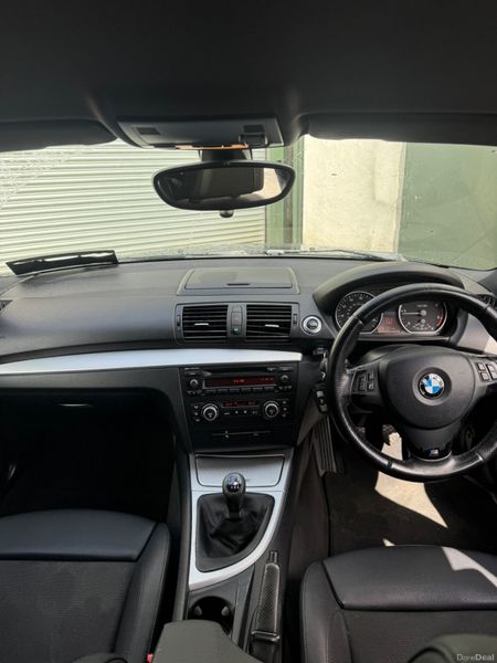 BMW 1-Series 2009 384793529