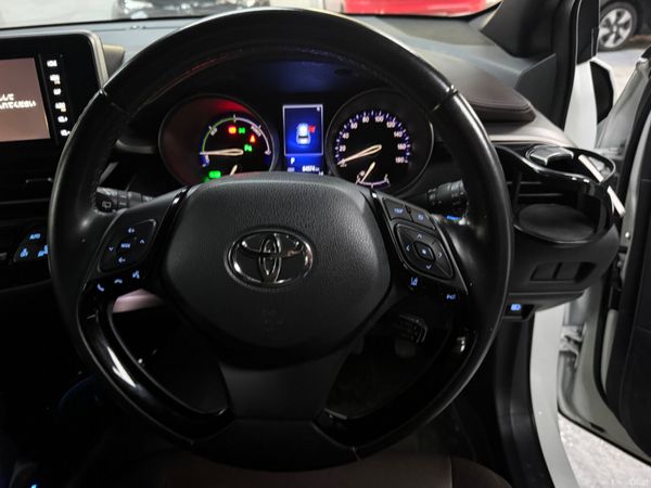 2018 Toyota C-HR 1.8 Hybrid Automatic 384700985