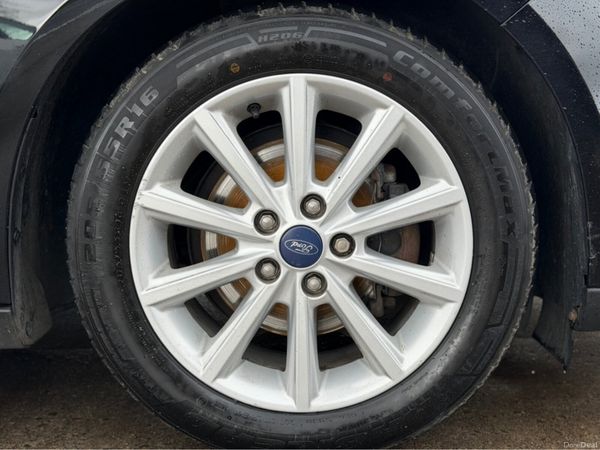 Ford Focus TITANIUM 1.5 TD 95PS 6SPEED 4DR 384702551