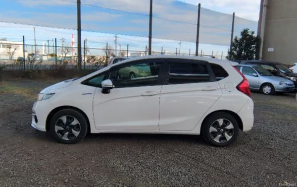 2018 Honda Fit 1.5 Petrol Hybrid 384706119