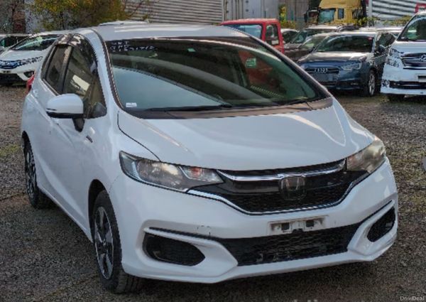 2018 Honda Fit 1.5 Petrol Hybrid 384706121