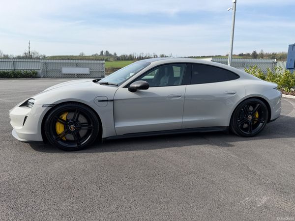 2021 Porsche Taycan Turbo S - Fully Loaded - Pas D 384716621