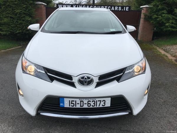 151 Toyota Auris 1.6 Petrol Nct & Tax 384727043