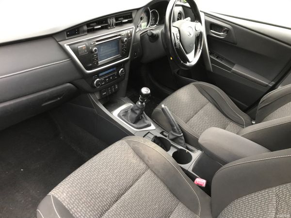 151 Toyota Auris 1.6 Petrol Nct & Tax 384727097