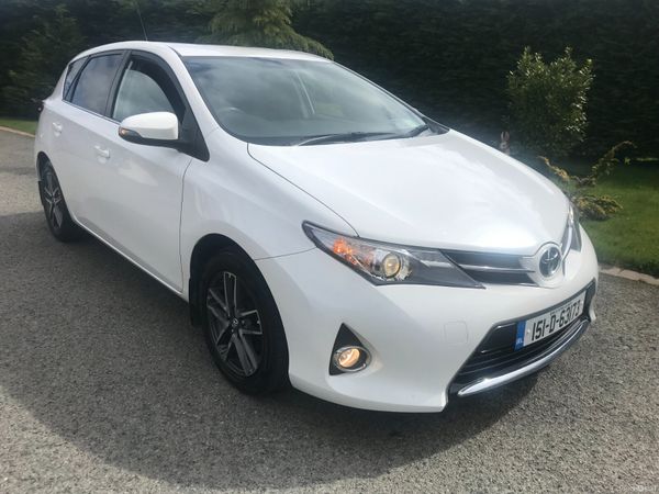 151 Toyota Auris 1.6 Petrol Nct & Tax 384727033