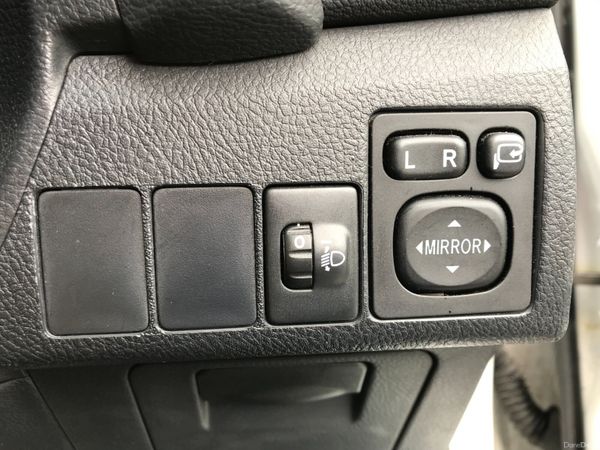 151 Toyota Auris 1.6 Petrol Nct & Tax 384727183