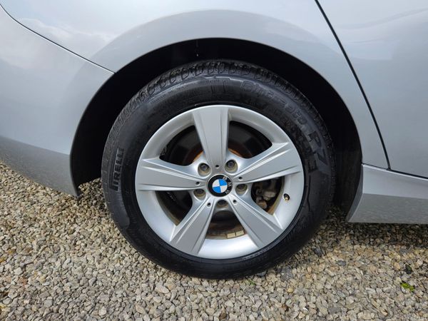 2016 BMW 1 Series Sport 2.0 Diesel Auto 384729371