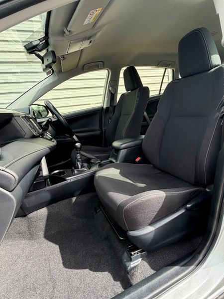 Toyota RAV4 2.0d *NewNCT 384732219