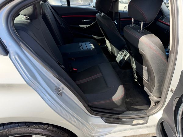 BMW 3-Series 2016 330e in top condition €9950 384841765