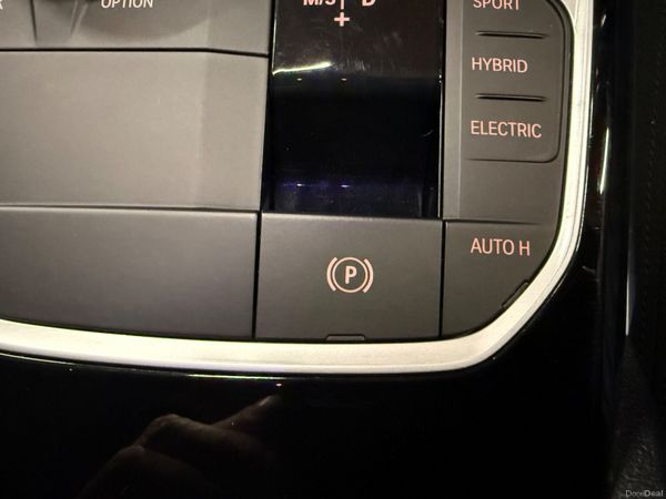 221 BMW 330e  SE  Pro Estate 384846291