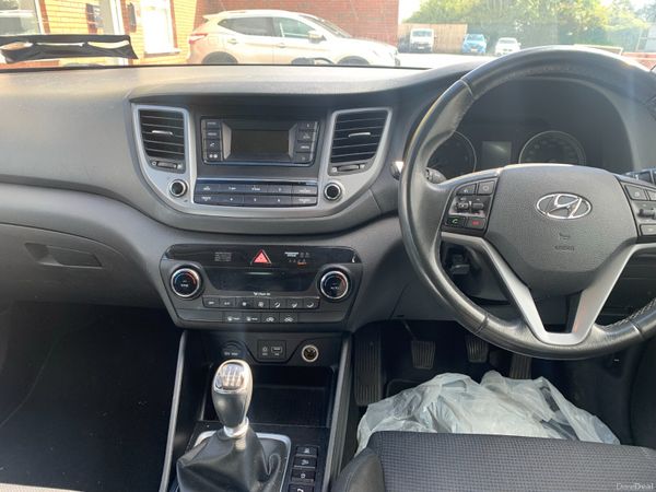 Hyundai Tucson 2017 Manual diesel NCT  2/27 384850993