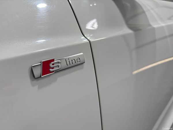 2015 Audi Q3 S Line 2.0 TFSi 177 Bhp Quattro 384862793