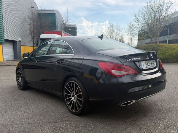 Mercedes-Benz CLA 220D AMG Sport 384872683