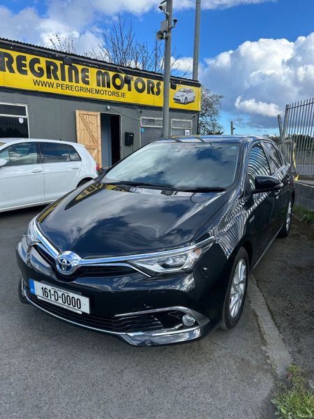 Toyota Auris 384873191