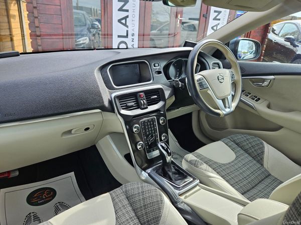 2019 Volvo V40 D4 2.0 DIESEL AUTO NEW NCT 04/28 384879519
