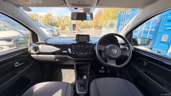 Volkswagen up! 2014 384821249
