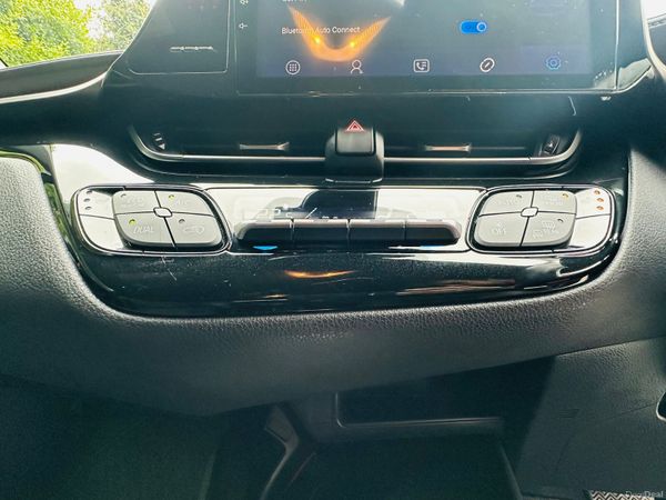 TOYOTA C-HR 2019 HYBRID 47895 KM ONLY 🔥 384823681