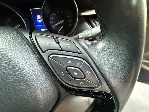 2017 Toyota C-HR 1.8 Hybrid Auto, Top Specs 384833031