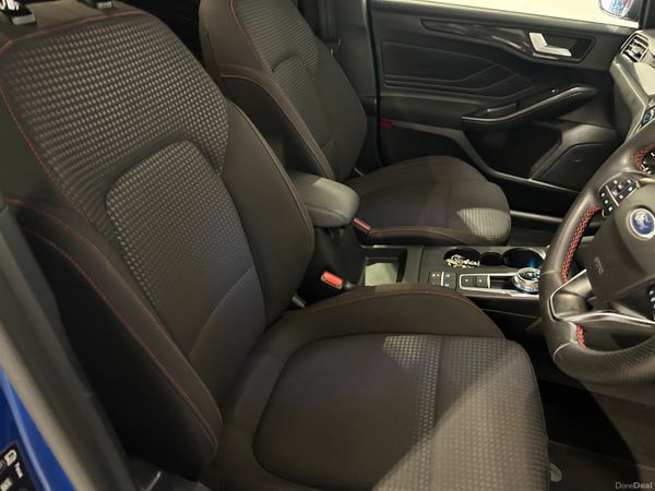 Ford Focus 2021 St Line 384837043